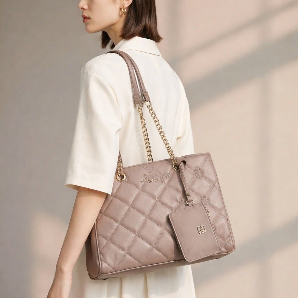 Daisy Fuentes Sedona Tote in Taupe - NWT